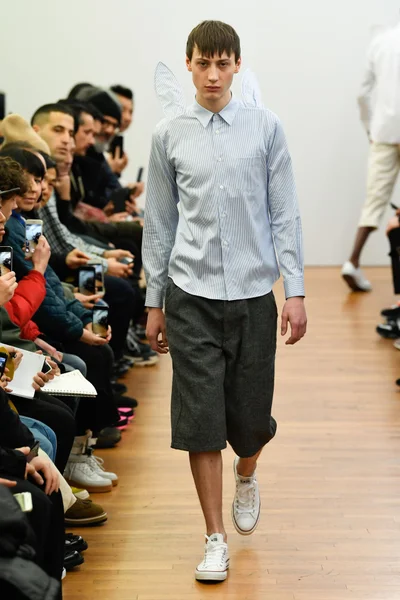 Look 7